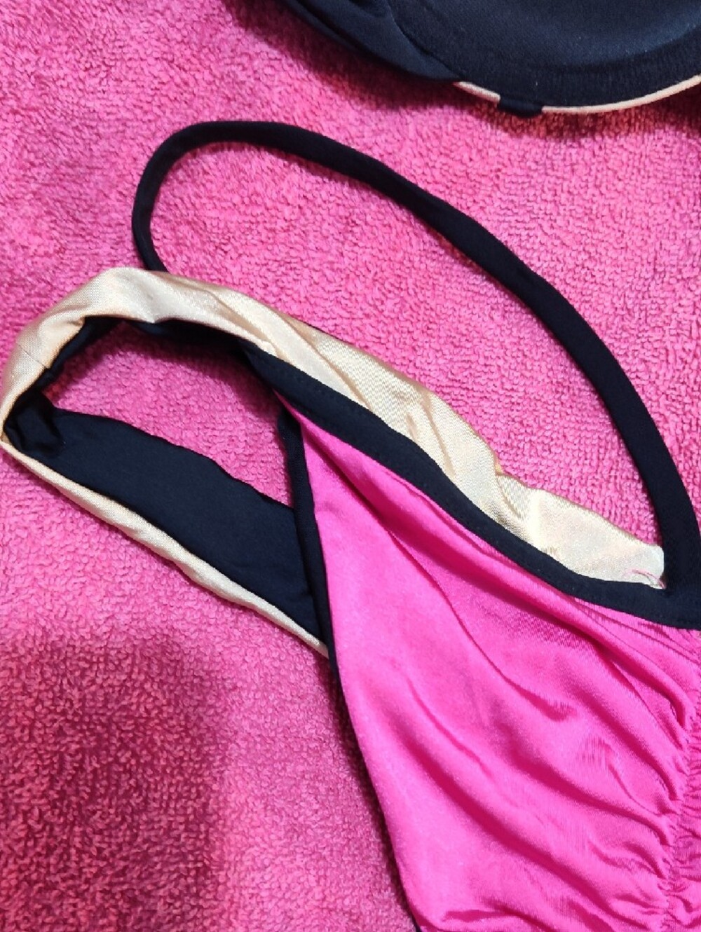 Running Hot Bikini - Picture 8 of 8